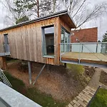 Baumhaus Und Tinyhaus Nyaraló *