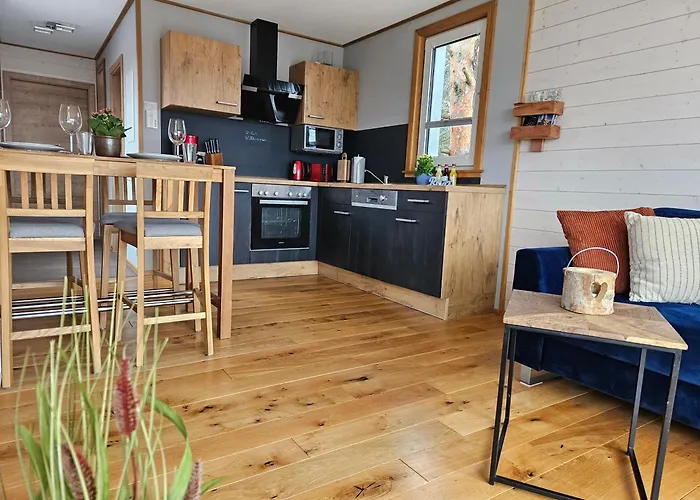 Vakantiehuis Baumhaus Und Tinyhaus Mühlhausen